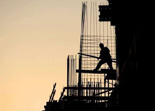 انتقاد از حضور غیرحرفهای ها در صنعت ساختمان