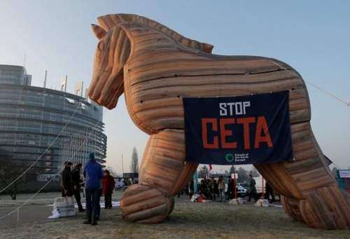 موافقت پارلمان اتحادیه اروپا با پیمان تجارت آزاد با کانادا