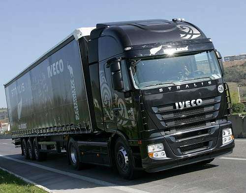 طرح فروش نقد و اقساط کامیون‌های ایویکو در ایران/ اسفند 95