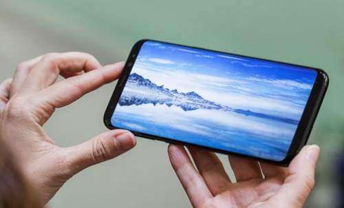 دریافت بهترین صفحه‌ نمایش دنیا از دیسپلی‌میت برای S8