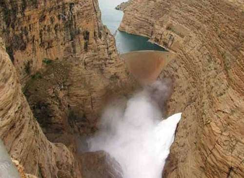 آمادهباش دزفول برای مقابله با سرریز سد دز