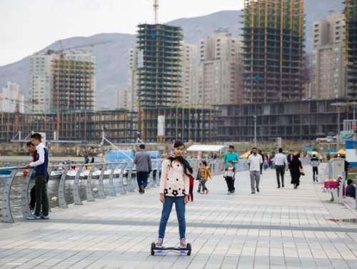 کوچک شدن دریاچه چیتگر به نفع بساز و بفروش