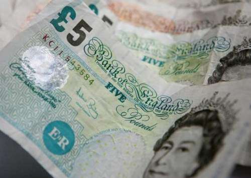 پوند انگلیس بیشترین کاهش روزانه در سال 2017 را تجربه کرد