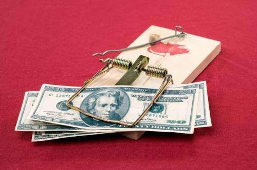 دلار در محدوده 3770 تومان باقی ماند