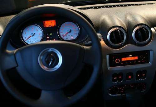 امضای قرارداد جدید خودرویی با فرانسویها