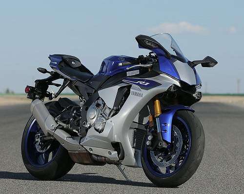 راندن 200 اسب بخار روی دو چرخ ...!