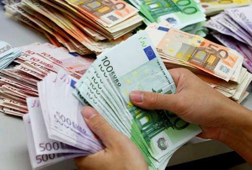 اوجگیری بهای یورو در بازار تهران