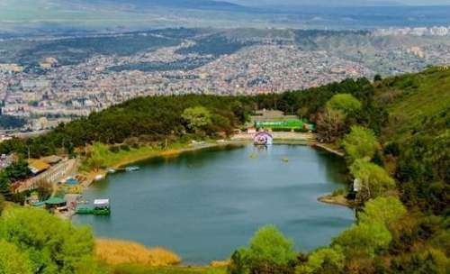 رشد 142 درصدی گردشگران ایرانی به گرجستان