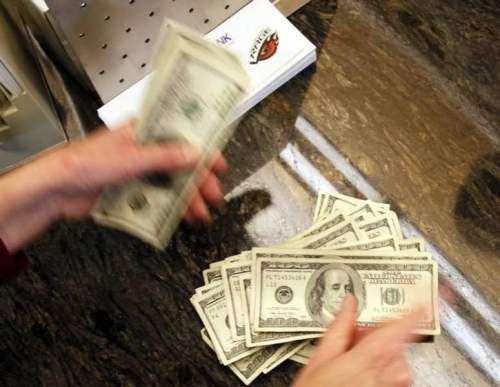 بازگشت دلار در بازار به کانال 3900 تومان