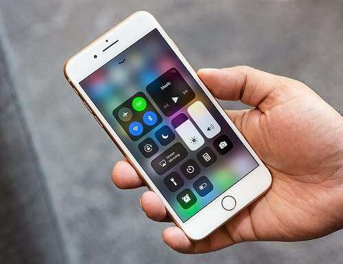 جدول قیمت فروش آیفون 8 در بازار تهران بصورت قانونی و قاچاق