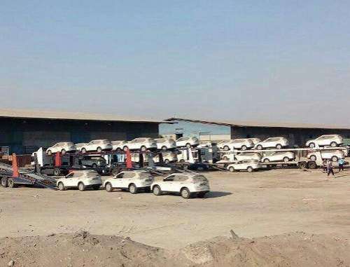 بارگیری خودروهای خاک گرفته در گمرک به مقصد نامعلوم