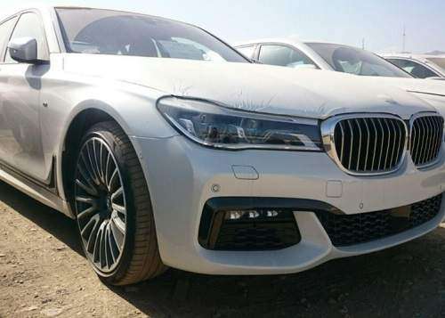 تعرفه قطعی واردات خودرو مشخص شد/ سقف ارزش گمرکی 40 هزار دلاری