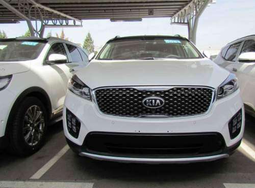 قیمت خودرو وارداتی با باز شدن ثبت سفارش باید کاهش یابد