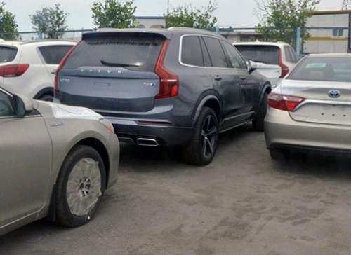 4700 دستگاه خودرو بدون رعایت ضوابط از گمرک ترخیص شد