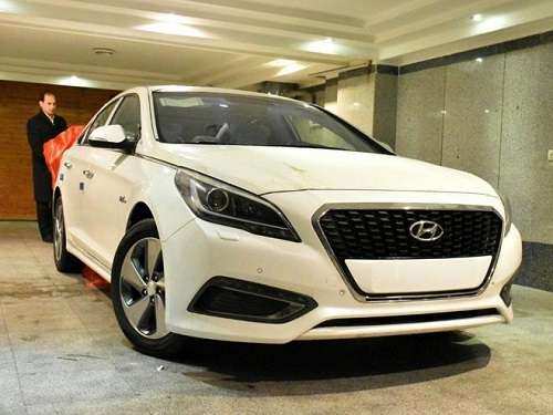 معمای تعرفه واردات برای خودروهای هیبریدی