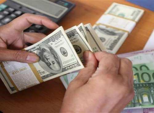 قیمت دلار و دیگر ارزهای پرمتقاضی امروز سه شنبه 26 دی ماه