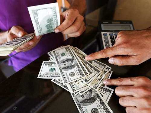 فنر نرخ ارز رها شده است؟