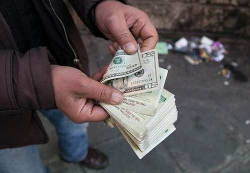 سود نجومی گرانی دلار در جیب 2 دلال بزرگ