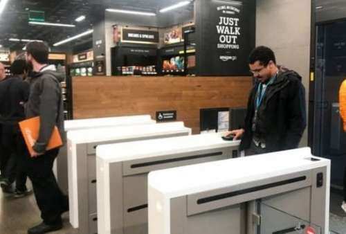 اولین فروشگاه بدون فروشنده آمازون شروع به کار کرد