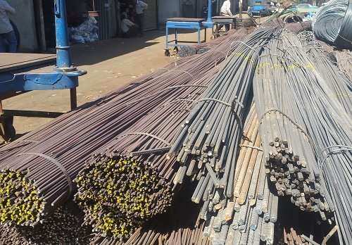 بررسی قیمت روز آهن‌آلات ساختمانی در بازار 