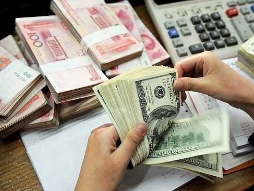 4 متغیر رشد دلار در بازار