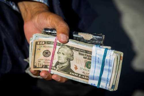 قیمت دلار و دیگر ارزهای پرمتقاضی امروز سه شنبه 17 بهمن