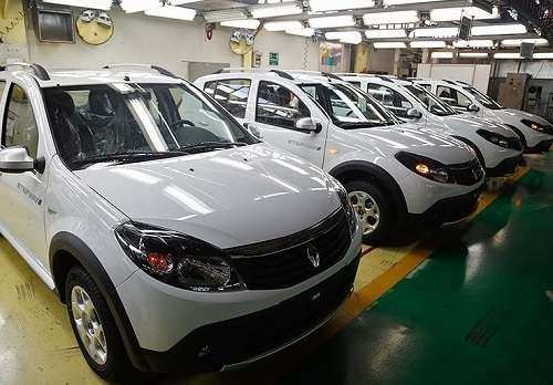 رشد 18 درصدی فروش رنو فرانسه به ایران