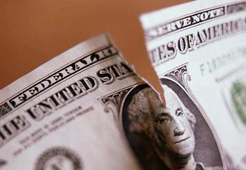 منطق حذف دلار از تجارت خارجی ایران چیست؟