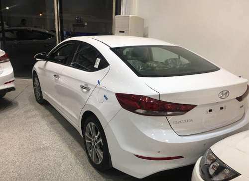 کاهش قیمت مجدد خودروهای وارداتی در بازار تهران + جدول