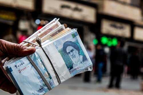 نرخ انواع اسکناس نو در بازار تهران در آستانه نوروز 97