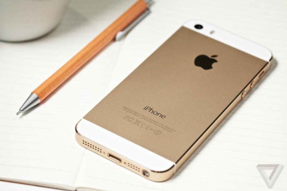 نارضایتی برخی کاربران آی فون از آپدیت 7 IOS