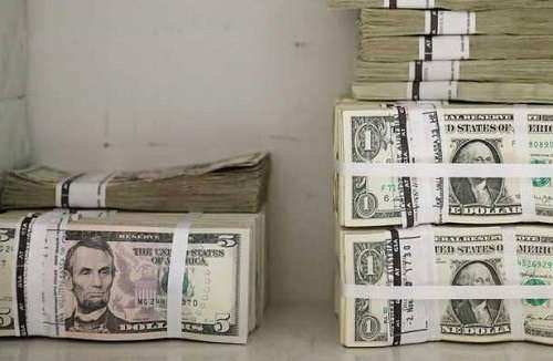 افزایش قیمت دلار در بازارهای جهانی