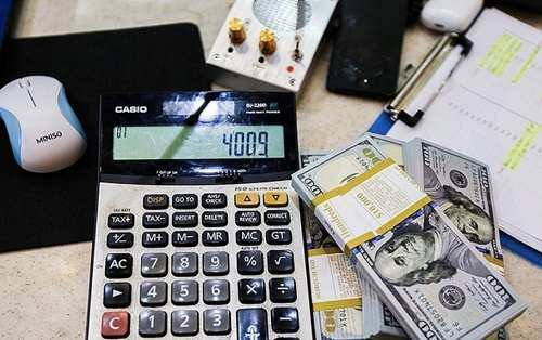 چه کسانی دلار 4200 تومانی گرفتند؟
