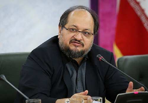 روایت شریعتمداری از توقف و افزایش تعرفه واردات خودرو