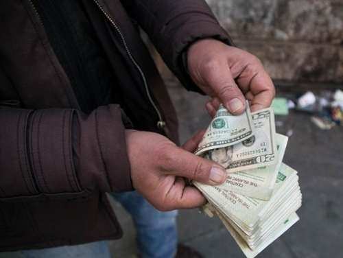 کوچ دلالان ارز به کوچه پس‌کوچه‌های فردوسی