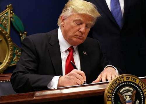 ترامپ: خواهیم دید تحریمهای ایران چه اندازه قدرتمند است