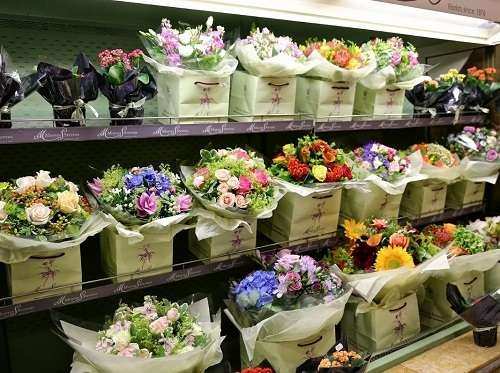 سود 100 میلیون تومانی از گلفروشی