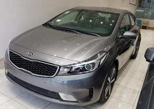 در بازار آشفته خودروهای وارداتی چه خبر است؟ + جدول قیمت