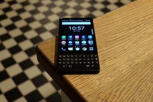 گوشی جدید بلکبری با دوربین دوگانه از راه رسید