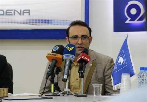 ایران خودرو احتکار را تکذیب کرد