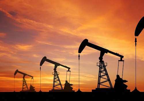 کاهش قیمت نفت در بازار جهانی 