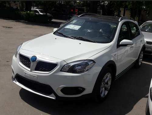 کاهش دسته جمعی قیمت خودروهای تولید داخل در بازار +جدول