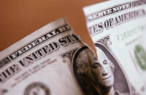 حذف دلار از مبادلات مالی روسیه سرعت گرفت