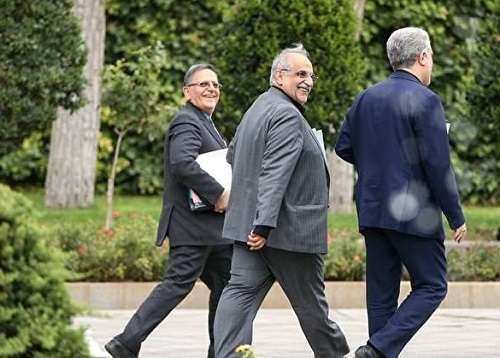 تغییر تیم اقتصادی قطعی شد/ پایان التهاب دلار نزدیک است؟