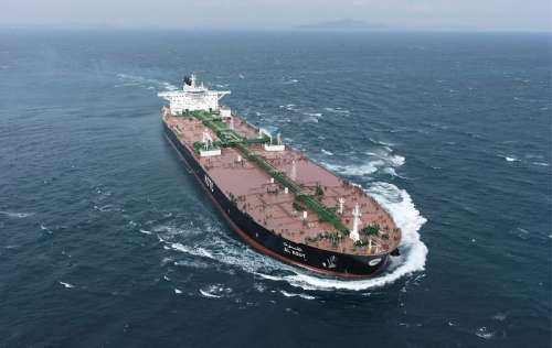 عربستان سعودی صادرات نفت خود از دریای سرخ را متوقف کرد