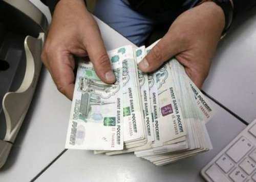 کاهش ارزش روبل روسیه به پایینترین حد دو سال گذشته