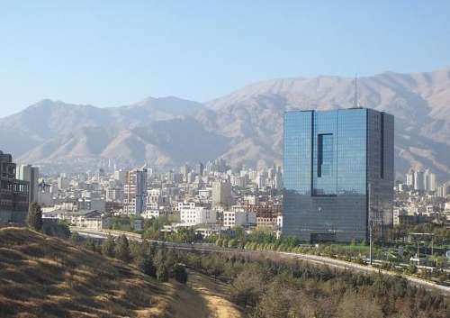 ارز دانشجویی در آستانه تعطیلی؛ دانشجویان باید با دلار آزاد تحصیل کنند