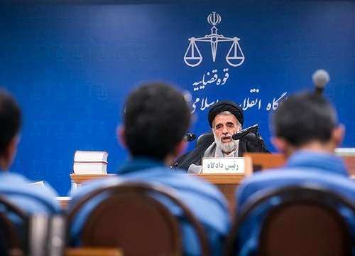 اسامی 12 متهم پرونده واردات موبایل منتشر شد
