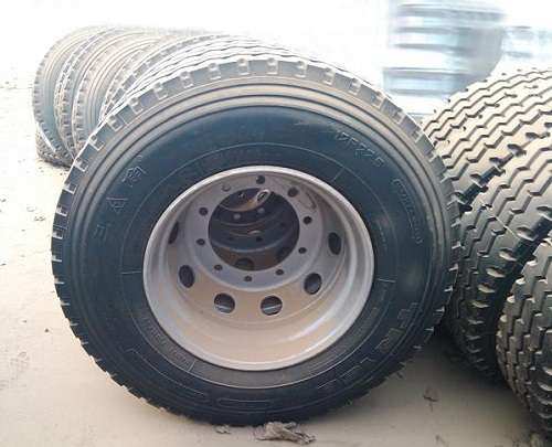 تعرفه لاستیک خودروهای سنگین و اتوبوسی 5 درصد شد