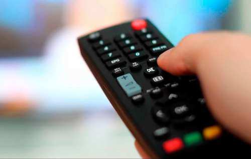آیا بهزودی ریموت کنترل تلویزیونها از دور خارج میشوند؟